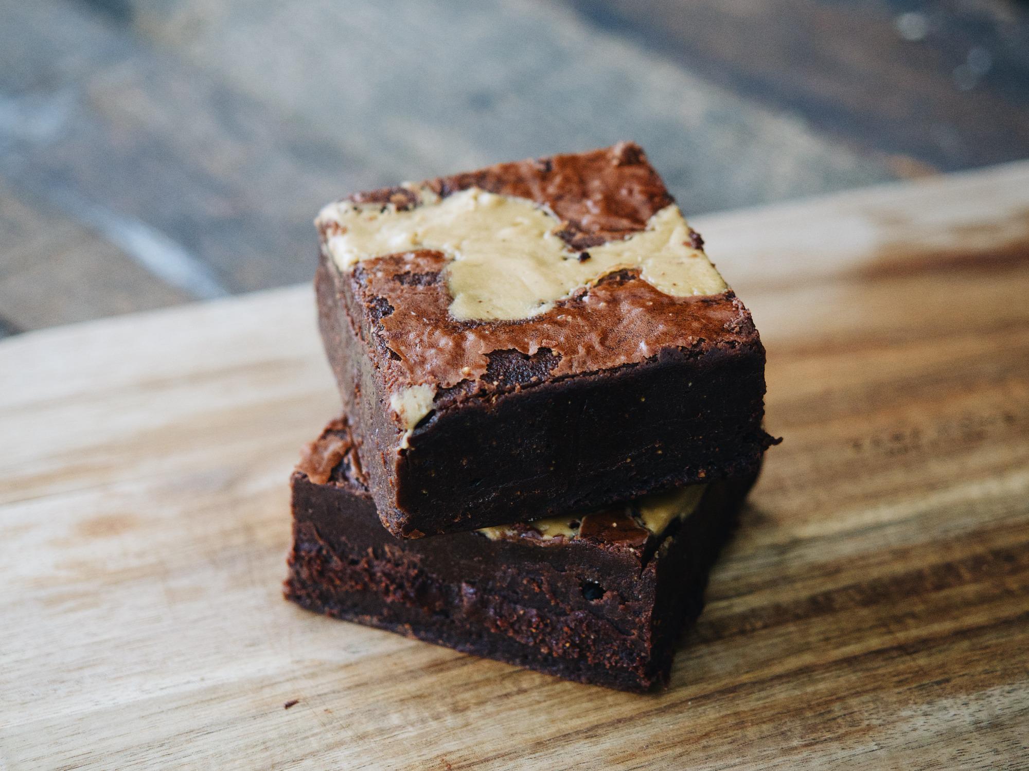 Glütensiz Şekersiz Tahinli Brownie (dilim)